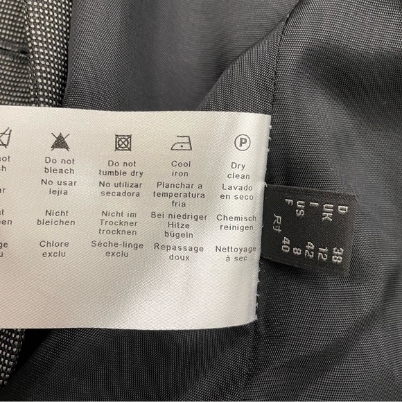 Esprit suit jacket. - Picture 4 of 4